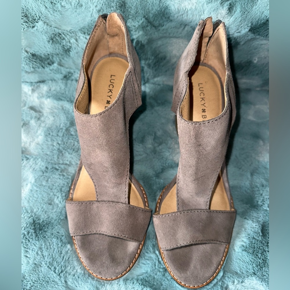 Lucky Brand Jemmy open toed suede heels